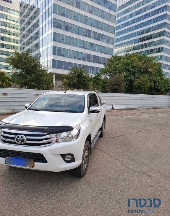 2016' Toyota Hilux טויוטה היילקס photo #6