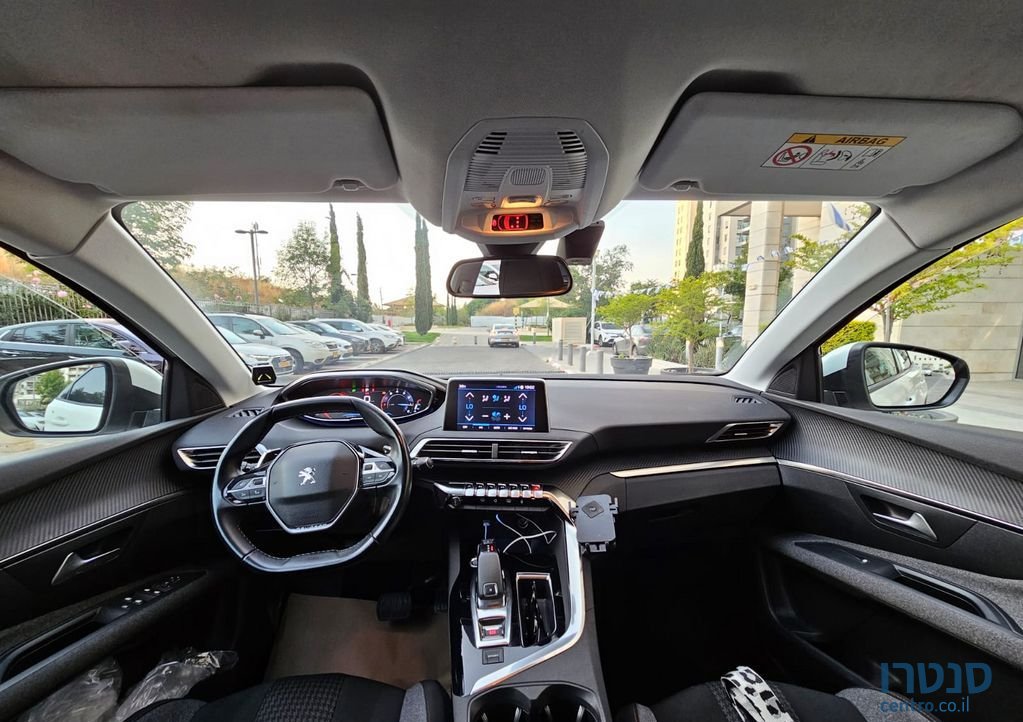 2020' Peugeot 3008 פיג'ו photo #2