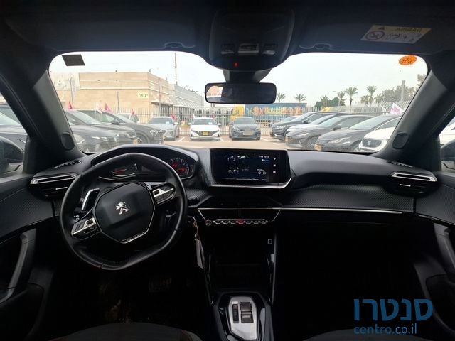 2023' Peugeot 2008 פיג'ו photo #2