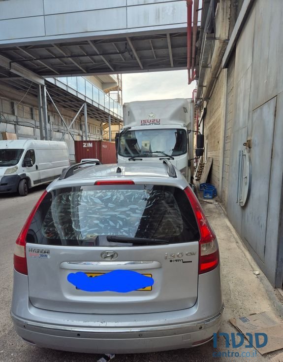 2010' Hyundai i30 יונדאי photo #1