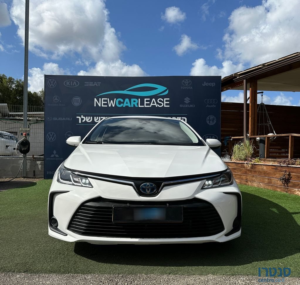 2020' Toyota Corolla טויוטה קורולה photo #2