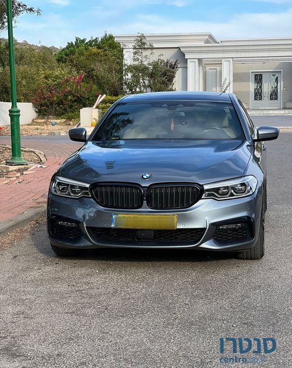 2020' BMW 5 Series ב.מ.וו סדרה 5 photo #2
