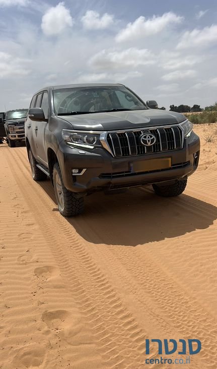 2019' Toyota Land Cruiser טויוטה לנד קרוזר photo #1