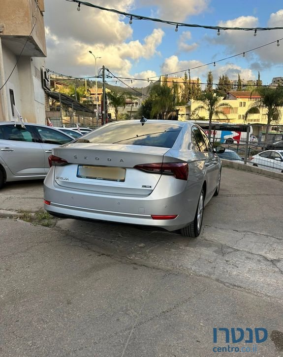 2021' Skoda Octavia סקודה אוקטביה photo #3