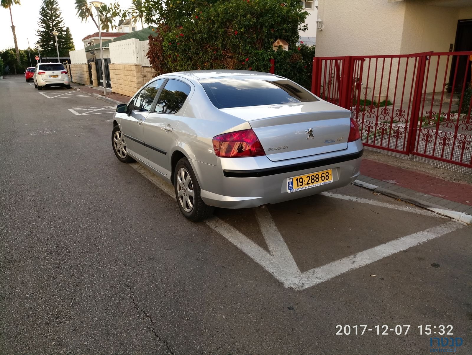 2008' Peugeot 407 photo #4