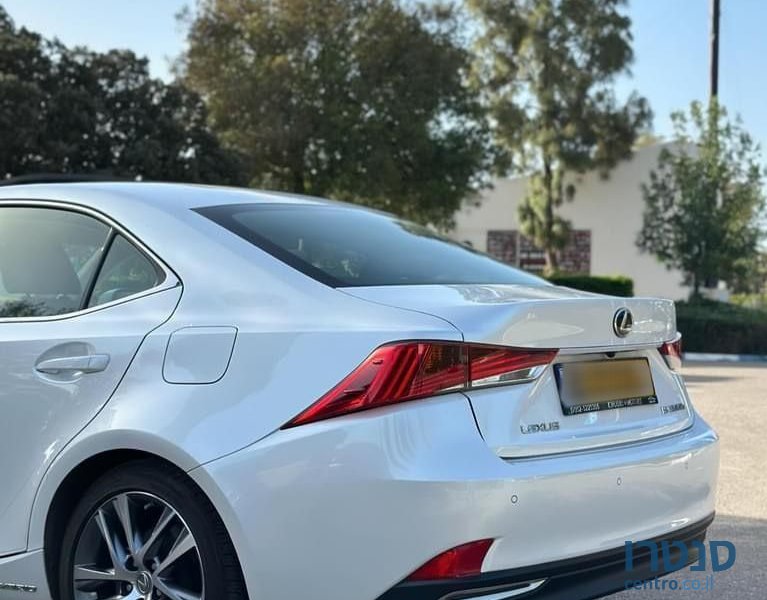 2020' Lexus Is300H לקסוס photo #6