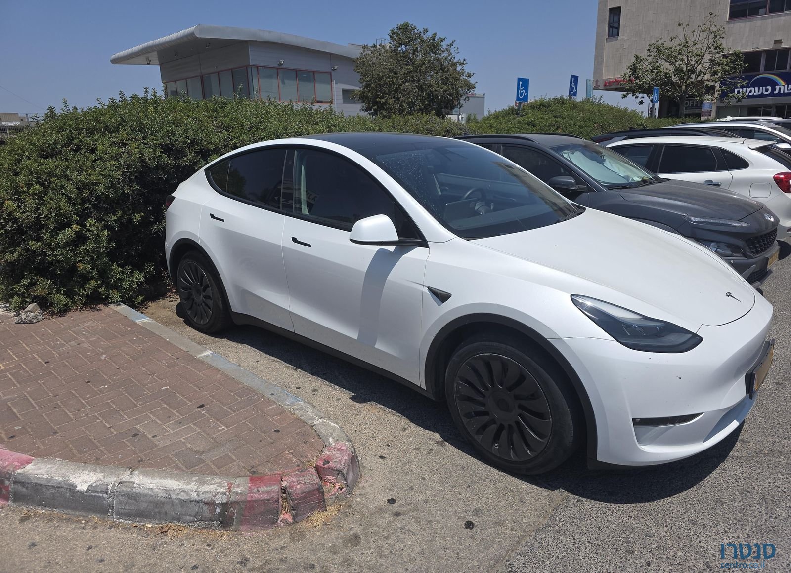 2023' Tesla Model Y טסלה מודל Y photo #2