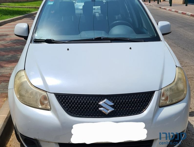 2010' Suzuki SX4 סוזוקי photo #3