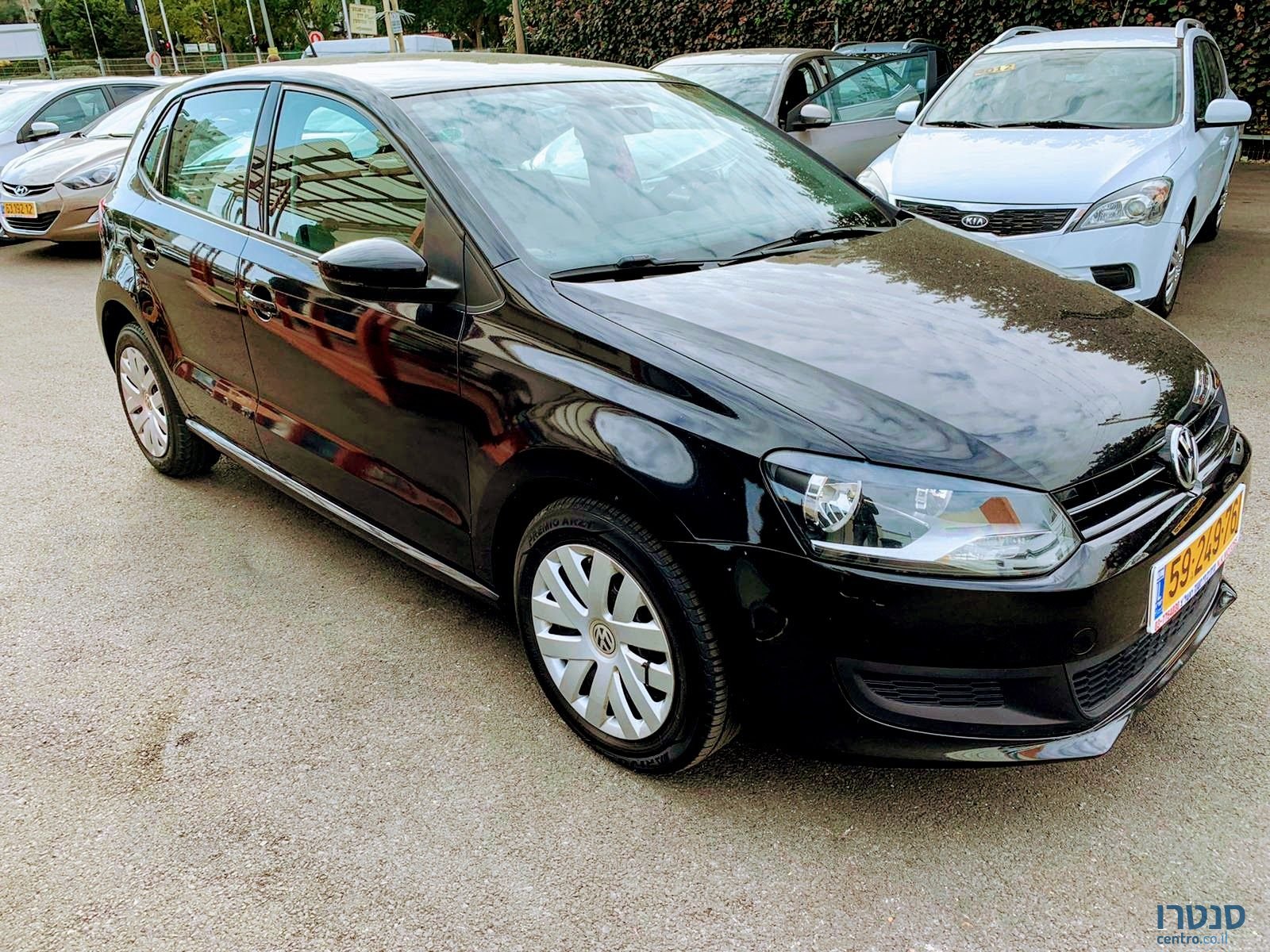 2012' Volkswagen Polo photo #1