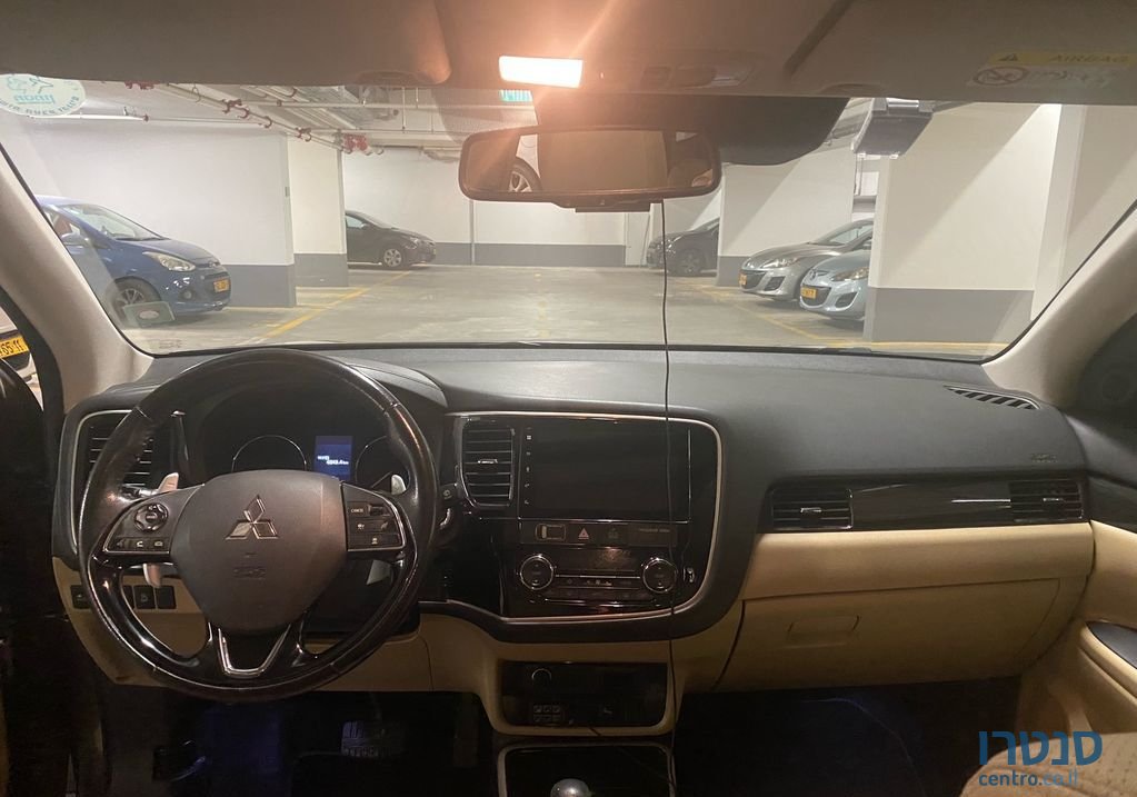 2018' Mitsubishi Outlander מיצובישי אאוטלנדר photo #5