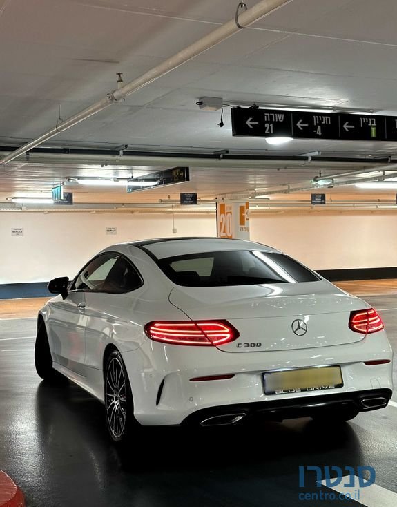 2022' Mercedes-Benz C-Class מרצדס photo #3