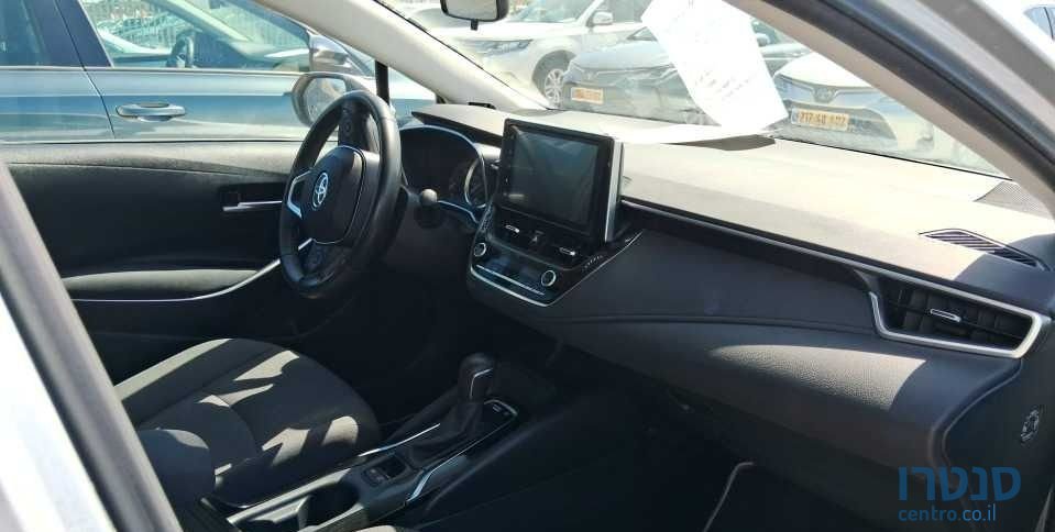 2020' Toyota Corolla טויוטה קורולה photo #2