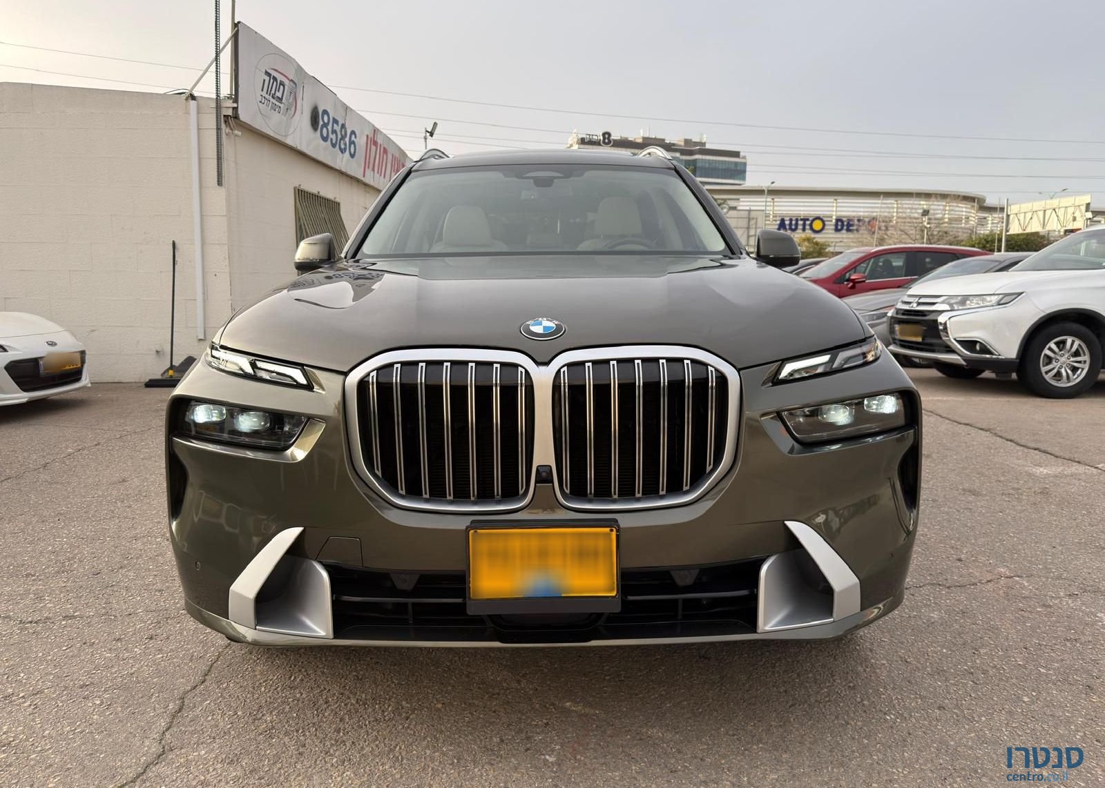2024' BMW X7 ב מ וו X7 photo #1