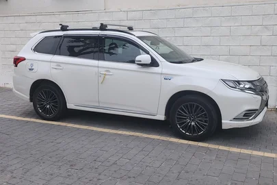 2021' Mitsubishi Outlander מיצובישי אאוטלנדר