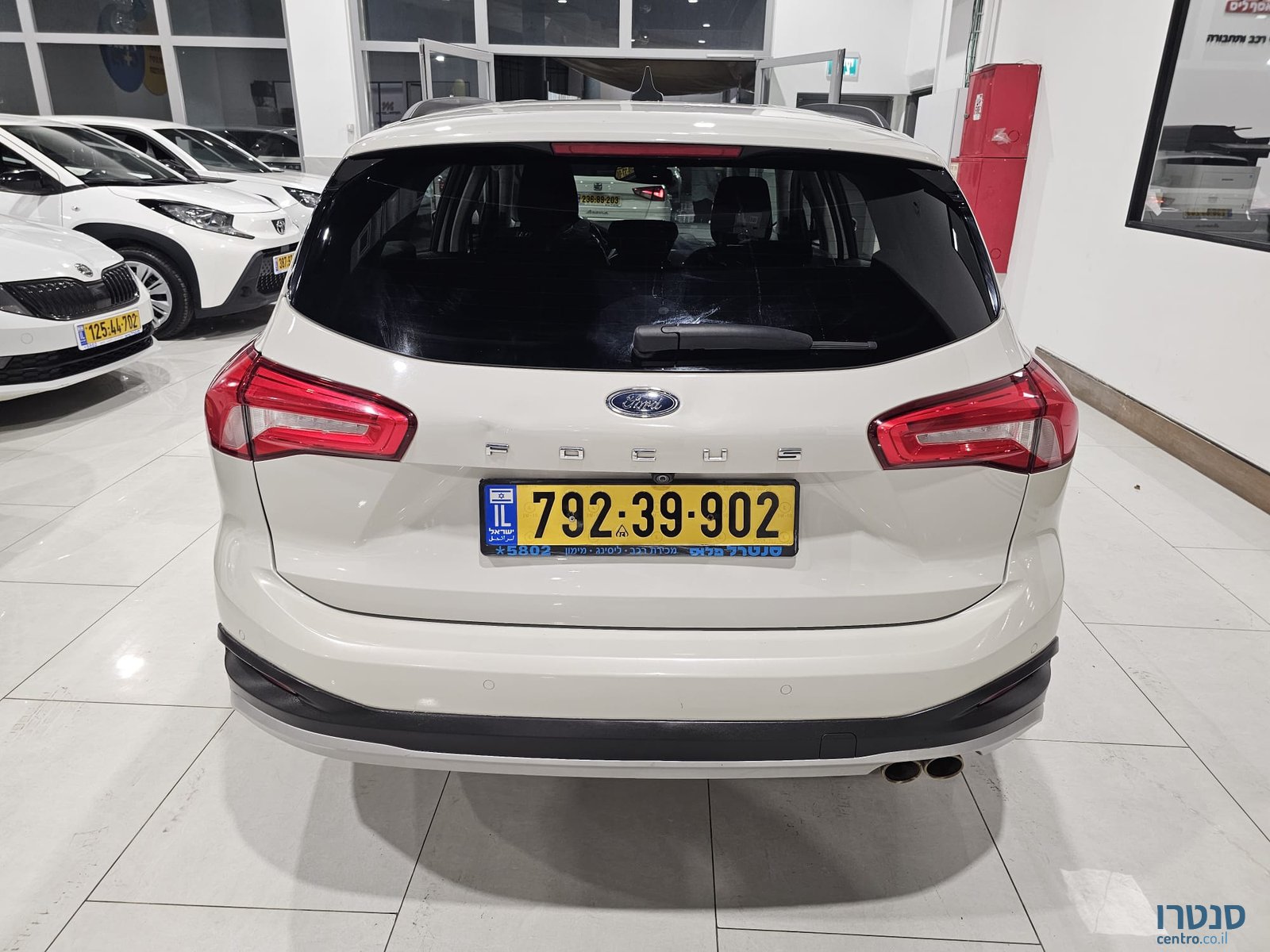 2022' Ford Focus סטיישן photo #4