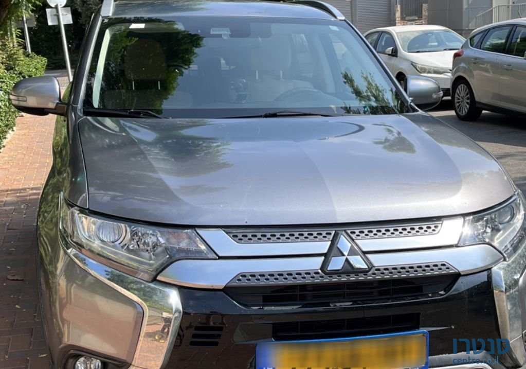 2019' Mitsubishi Outlander מיצובישי אאוטלנדר photo #3