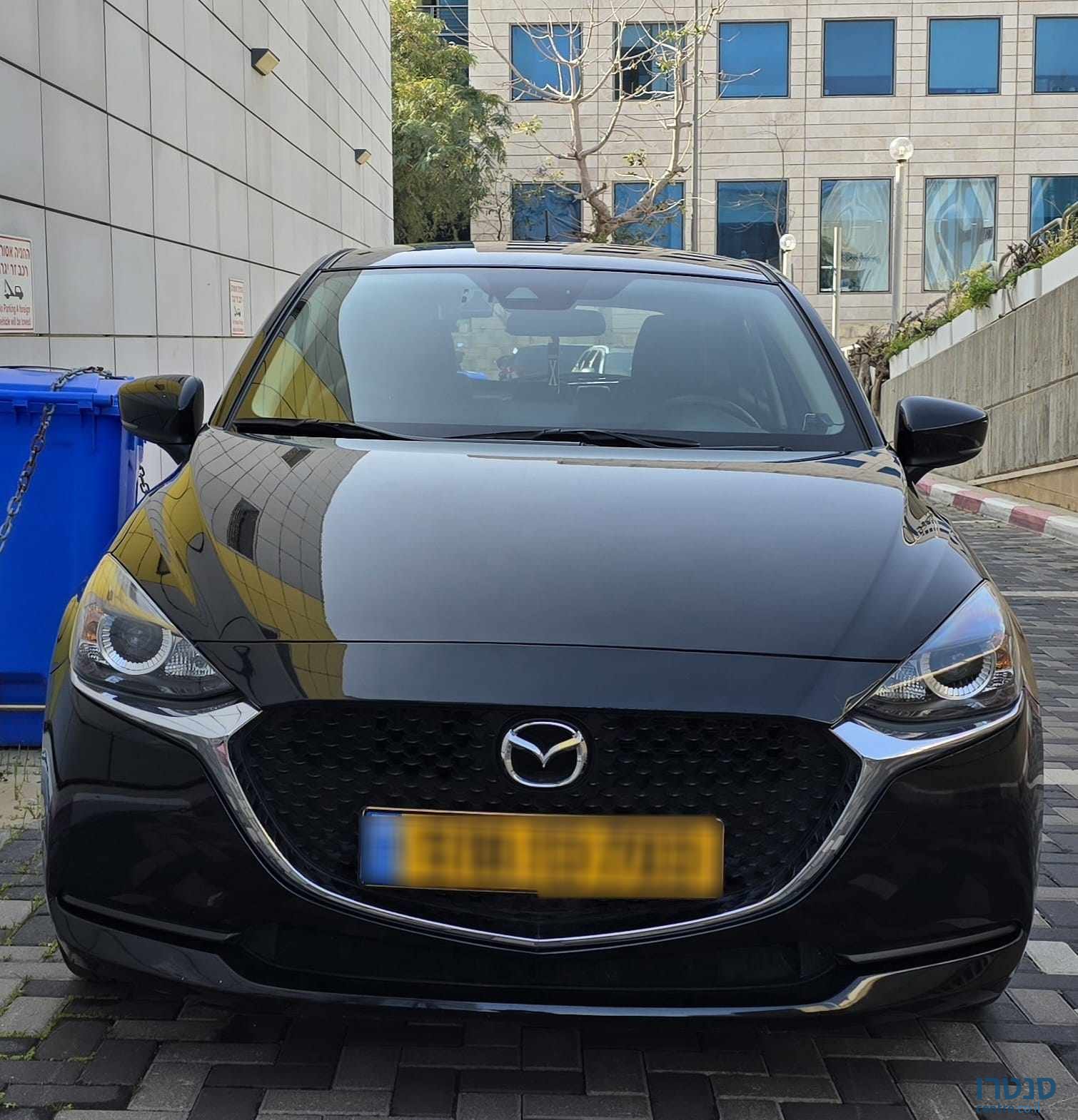 2023' Mazda 2 photo #1