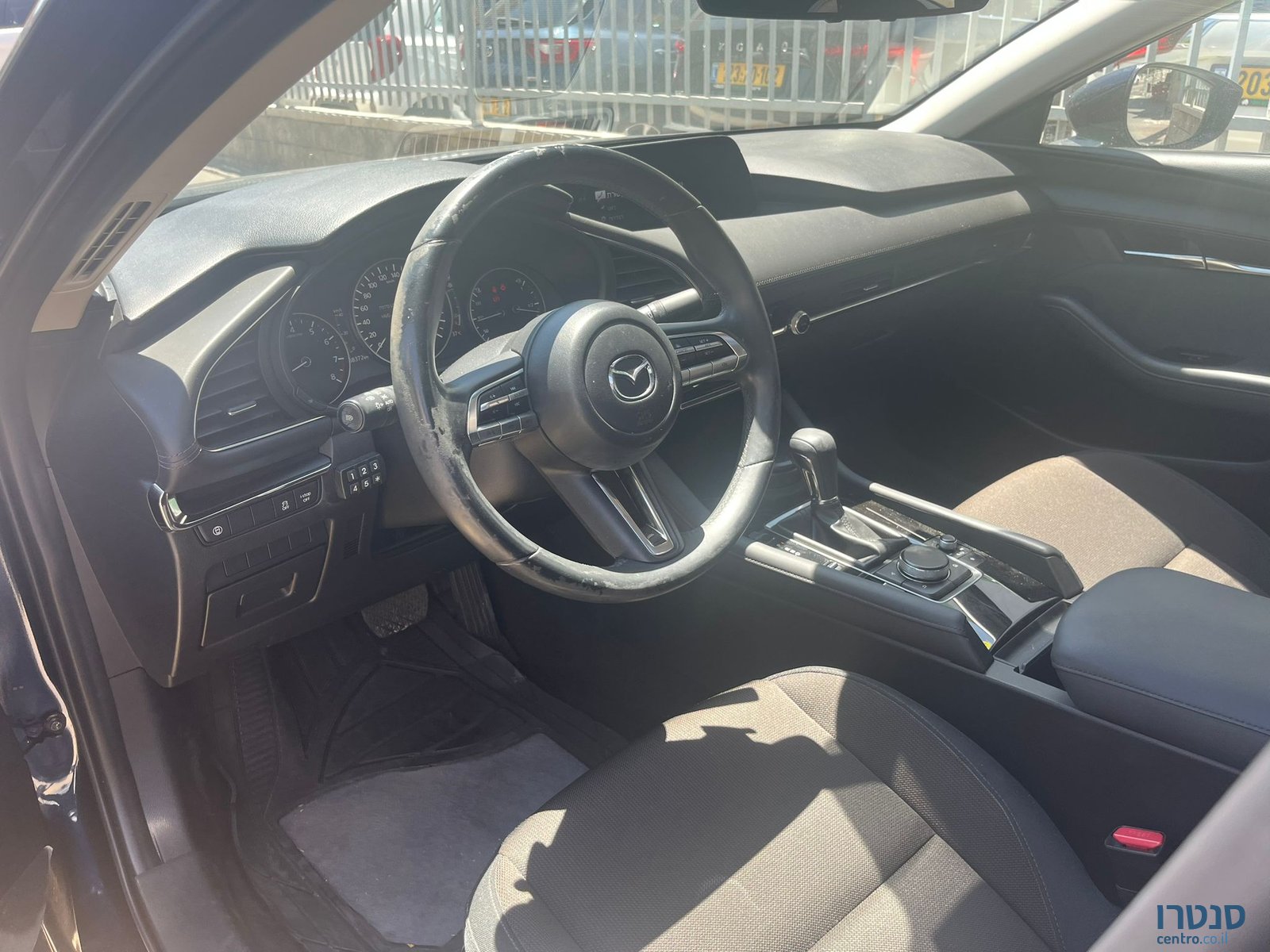2020' Mazda 3 photo #2
