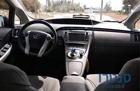 2011' Toyota Prius טויוטה פריוס photo #4