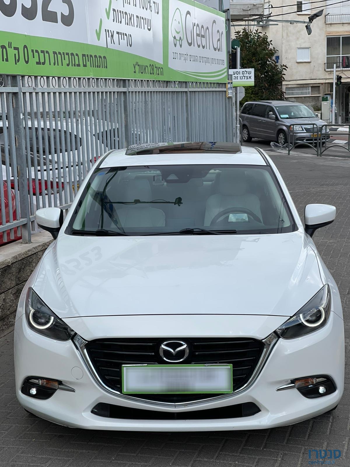 2018' Mazda 3 photo #2