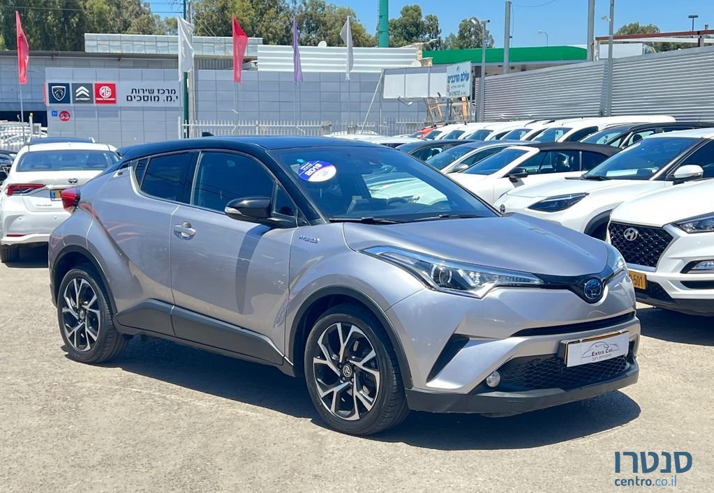 2019' Toyota C-Hr טויוטה photo #3