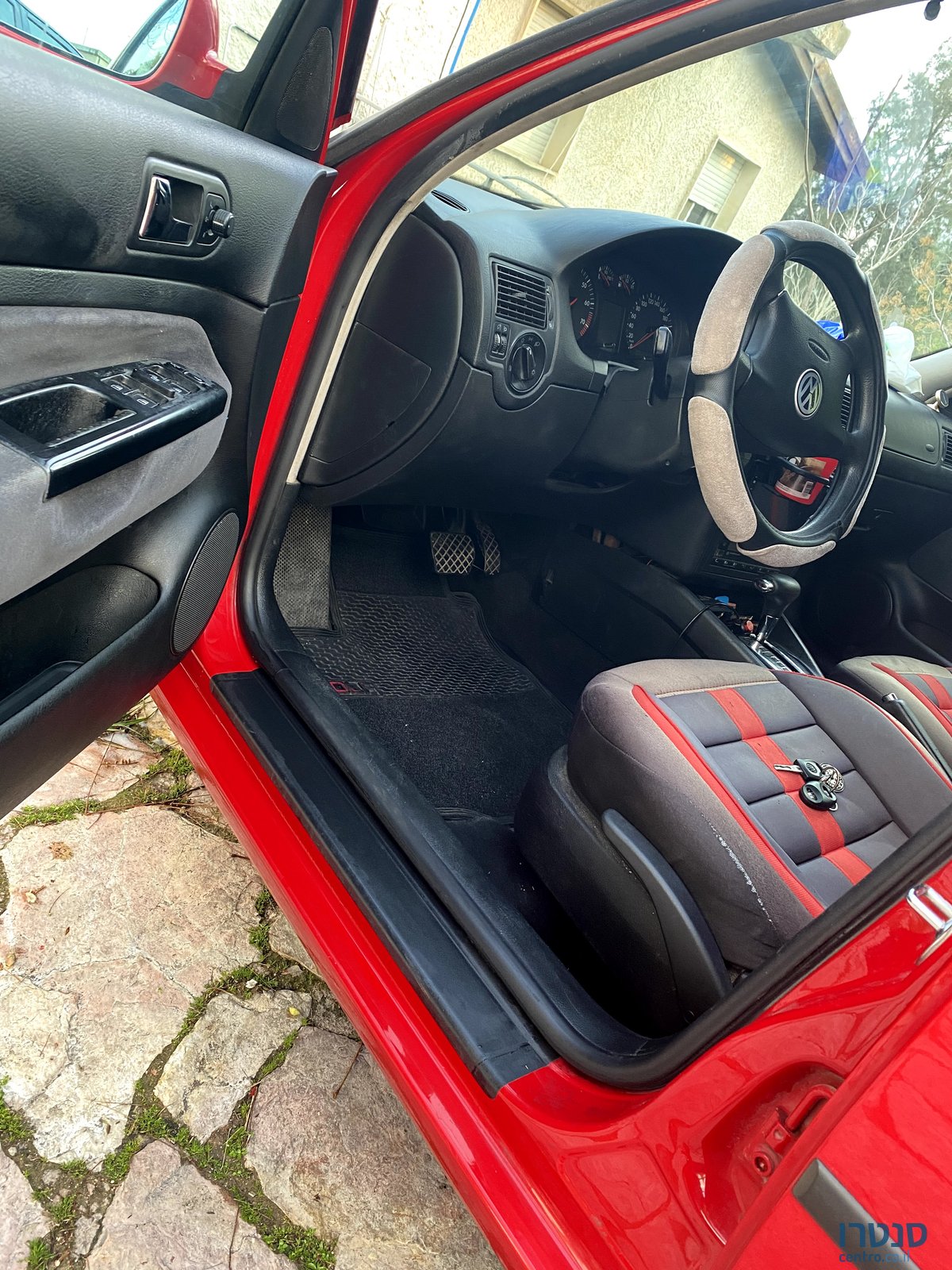 2002' Volkswagen Golf Comfortline photo #6