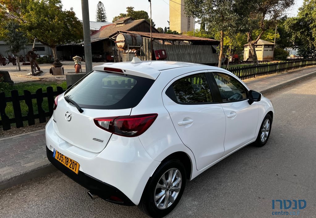 2018' Mazda 2 מאזדה photo #4