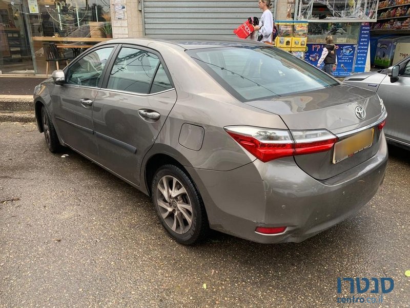 2017' Toyota Corolla טויוטה קורולה photo #5