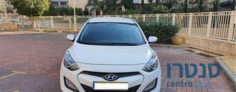 2013' Hyundai I30 יונדאי photo #3