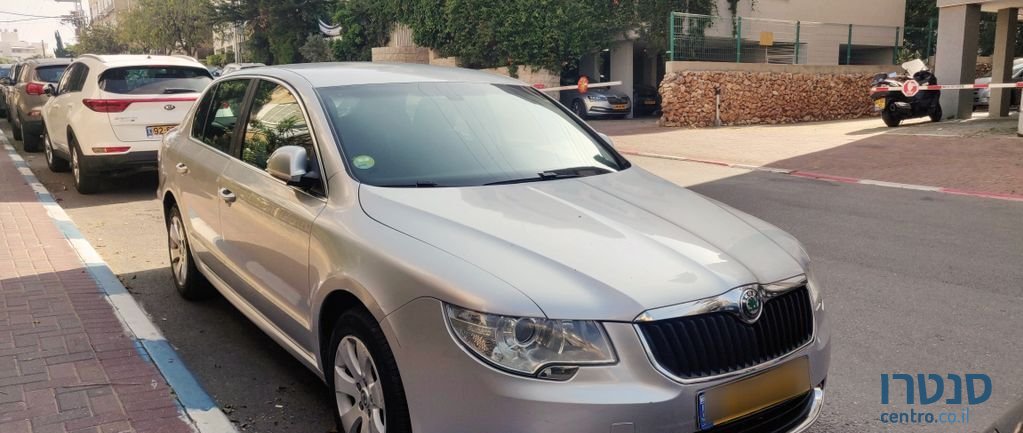 2013' Skoda Superb סקודה סופרב photo #2
