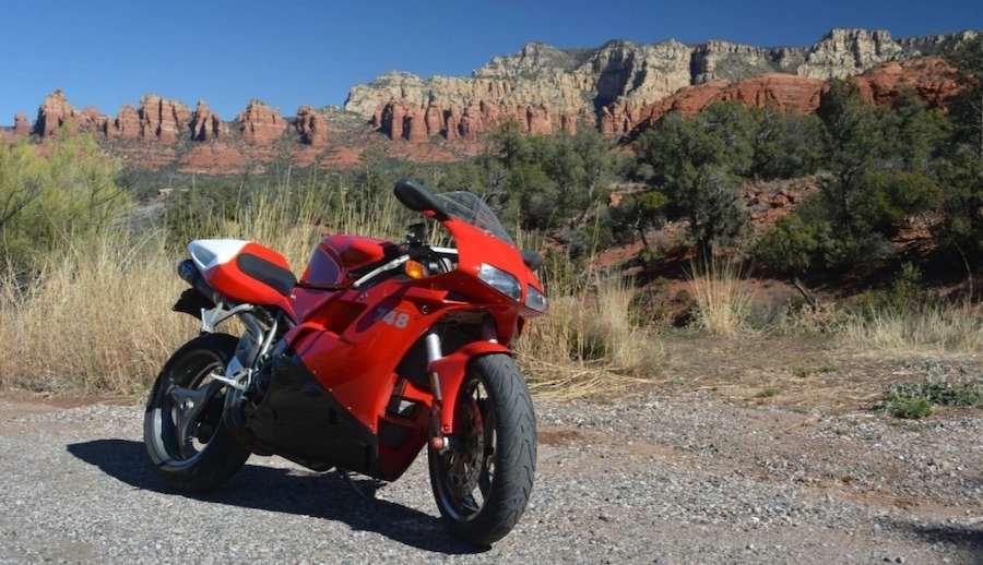 2001 Ducati 748 With Unknown Mileage Is a Bit of a Frankenstein Ordeal