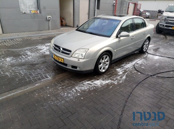 2005' Opel Vectra photo #1