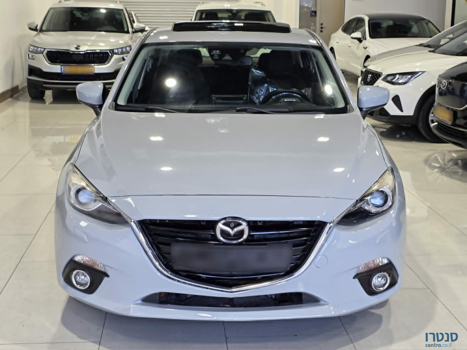 2014' Mazda 3 photo #3