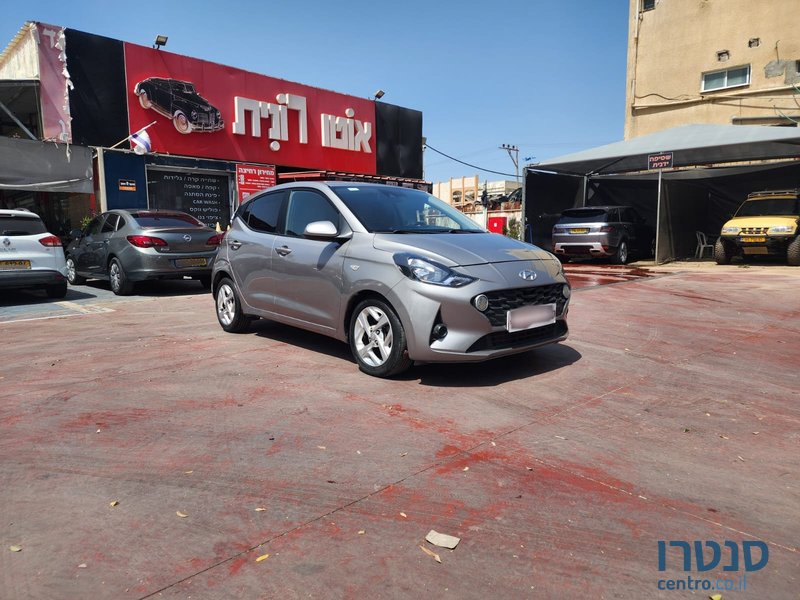 2020' Hyundai i10 photo #4