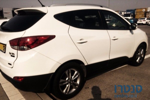 2012' Hyundai ix35 photo #2
