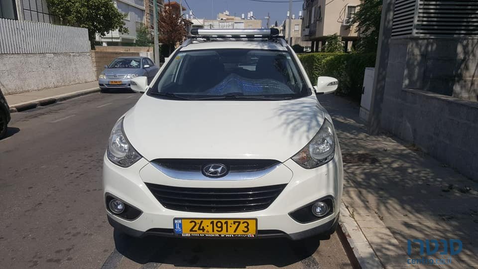 2010' Hyundai ix35 photo #1