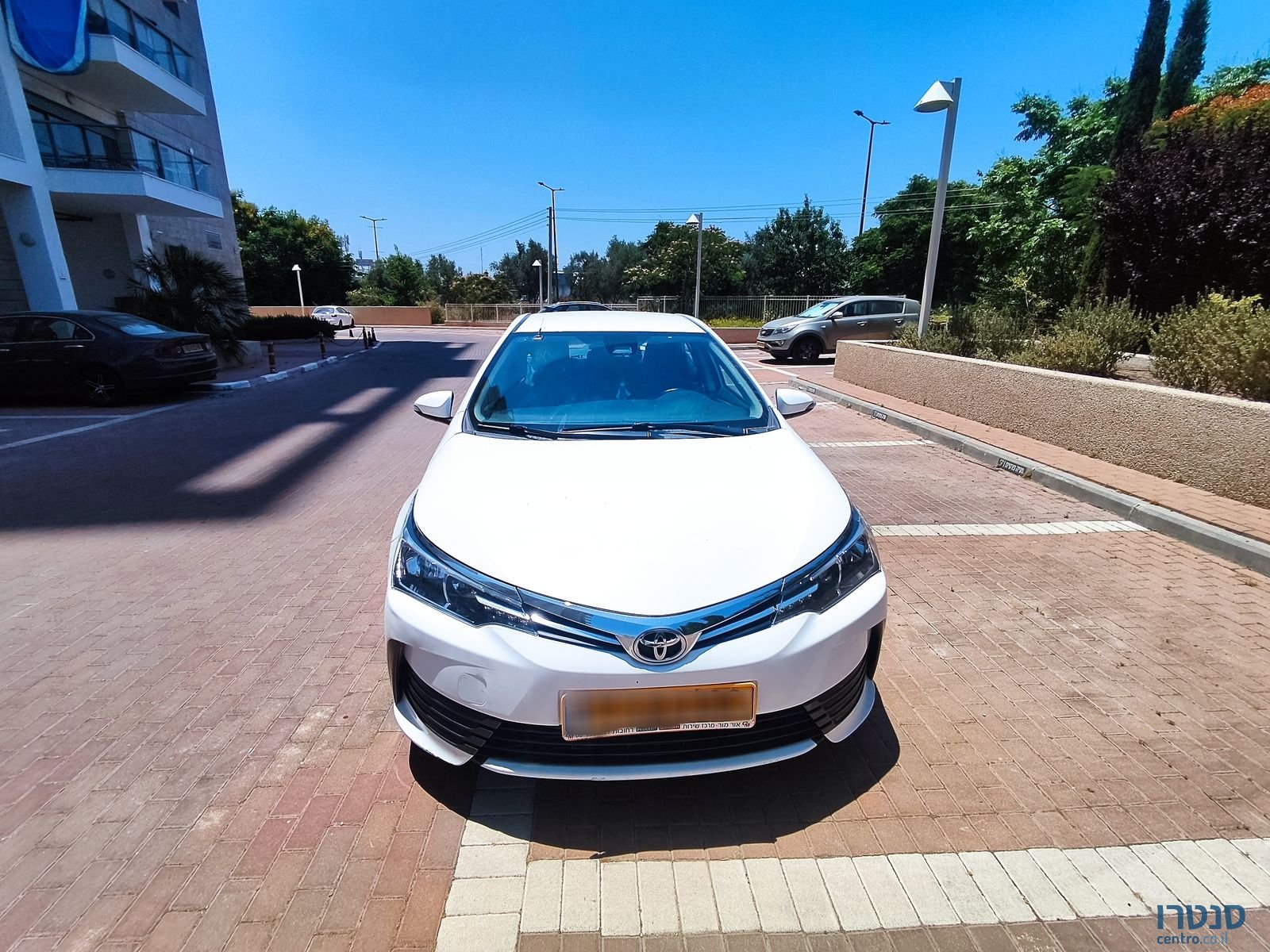 2017' Toyota Corolla טויוטה קורולה photo #1