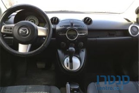 2008' Mazda 2 photo #4