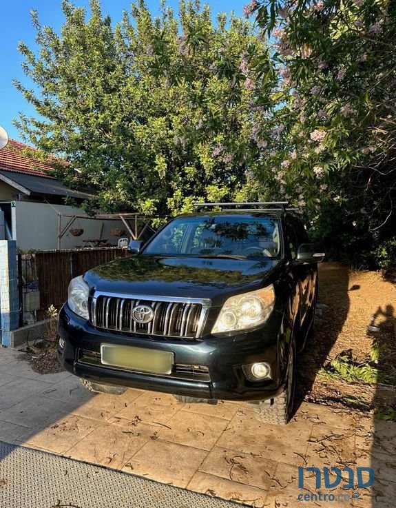 2010' Toyota Land Cruiser טויוטה לנד קרוזר photo #2