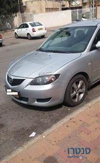 2004' Mazda 3 קומפורט photo #2