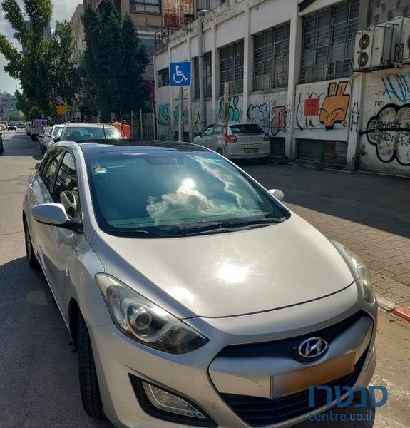 2013' Hyundai i30 יונדאי photo #4