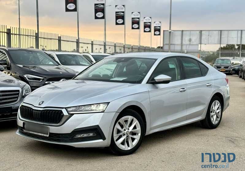 2021' Skoda Octavia סקודה אוקטביה photo #1