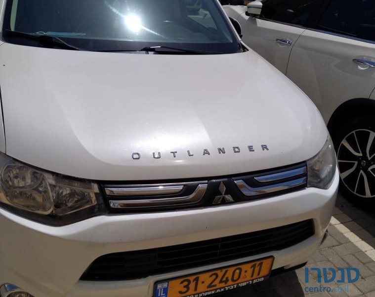 2013' Mitsubishi Outlander מיצובישי אאוטלנדר photo #1