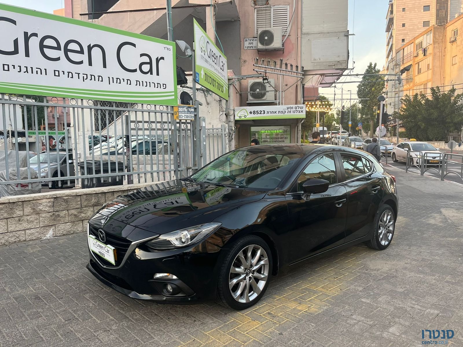 2017' Mazda 3 photo #4