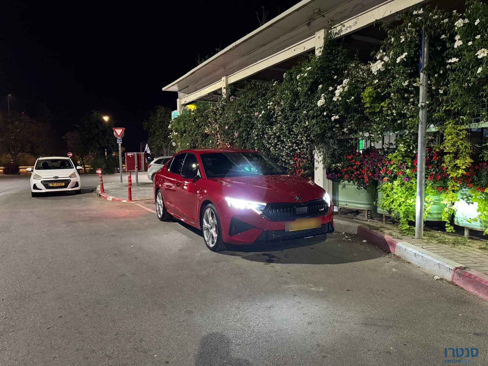 2025' Skoda Octavia VRS photo #2