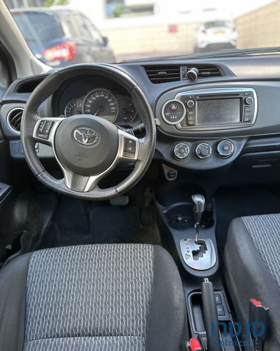2014' Toyota Yaris טויוטה יאריס photo #3