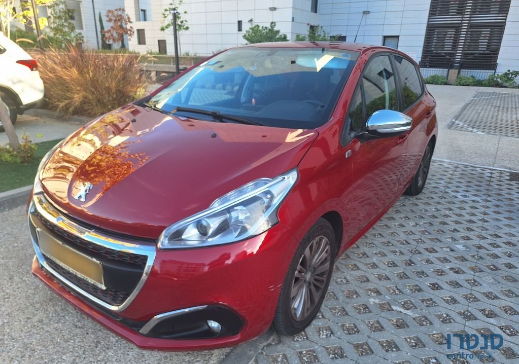 2018' Peugeot 208 פיג'ו photo #2