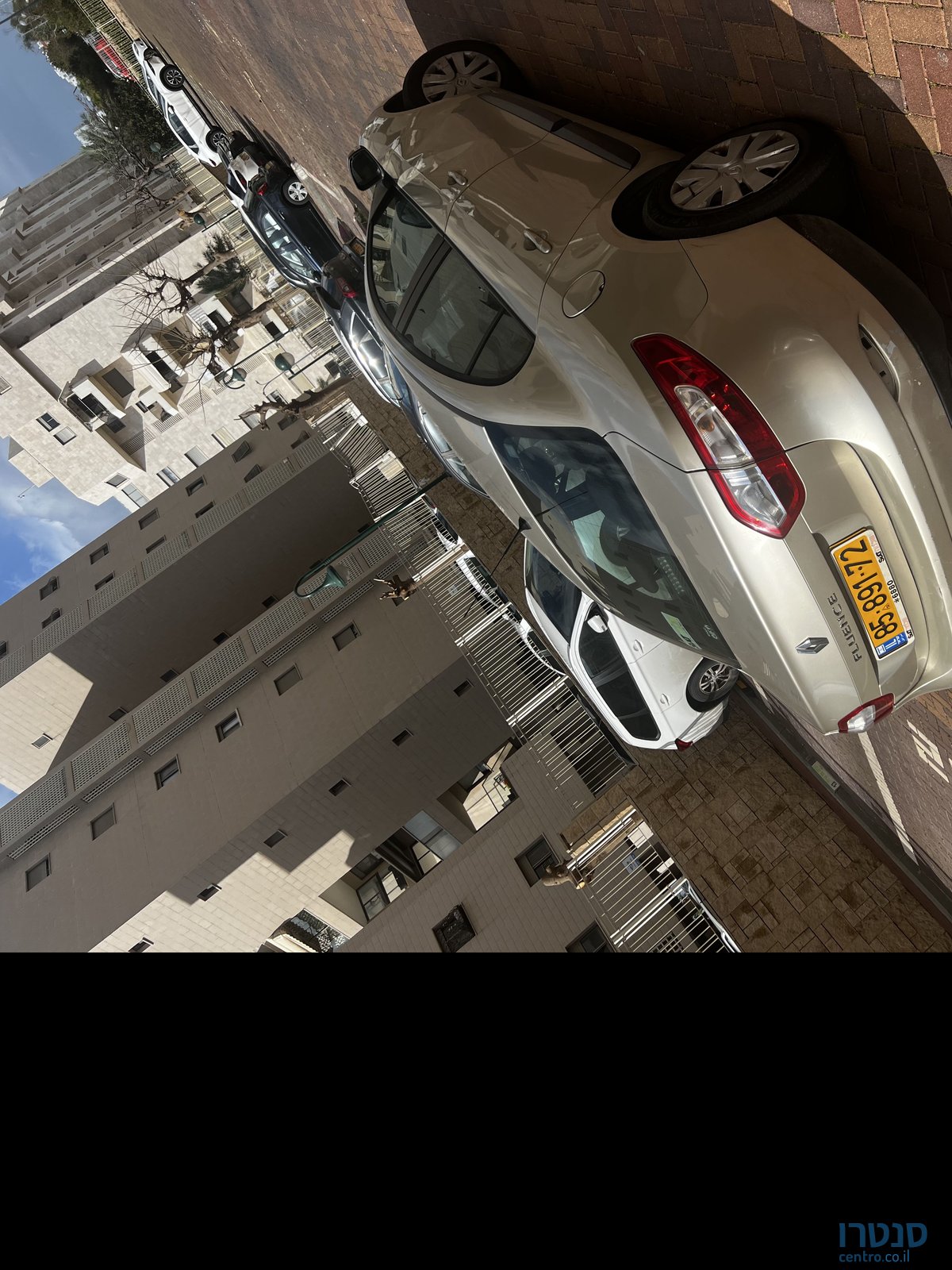 2011' Renault Fluence רנו פלואנס photo #4