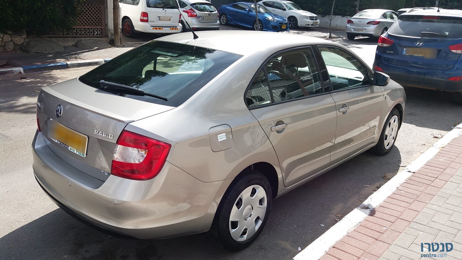 2015' Skoda Rapid photo #4