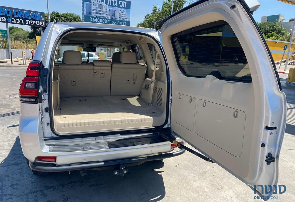 2019' Toyota Land Cruiser טויוטה לנד קרוזר photo #5